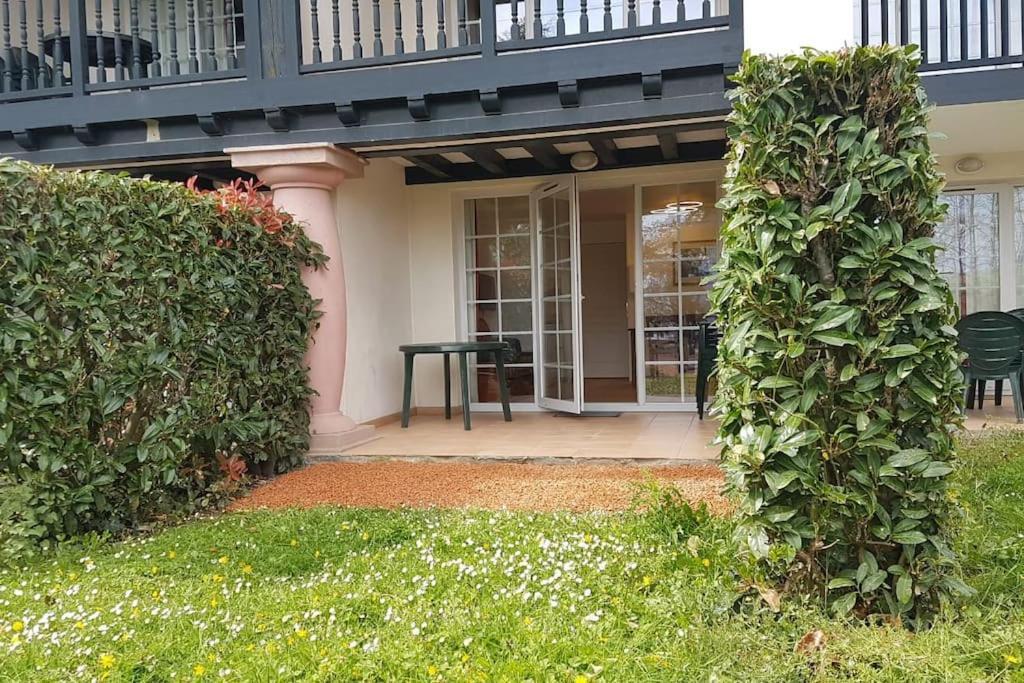 1-Appt Avec Piscine A St-Jean Pays-Basque Apartment Uhart-Cize Exterior foto